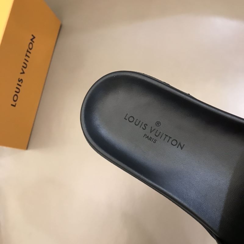 Louis Vuitton Slippers